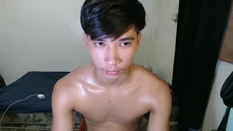 peterfan07 online show from November 28, 2:13 pm