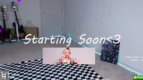 PiperAvery online show from February 28, 2:42 am