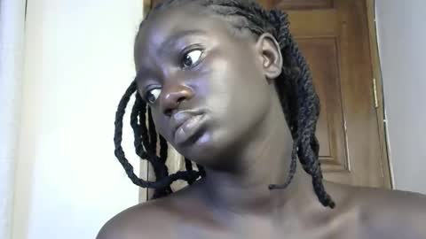 petitte_gyaal online show from January 16, 2:53 am