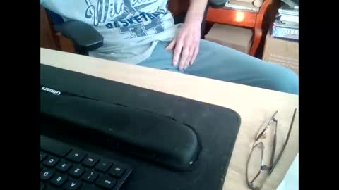 petitwilly online show from September 22, 7:34 am