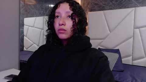 Moon  online show from December 18, 11:27 am