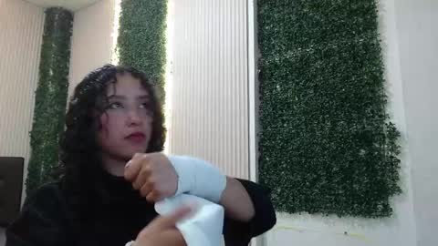 Moon  online show from November 3, 2:18 pm