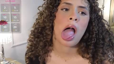 peyttonsmith online show from January 13, 9:44 pm