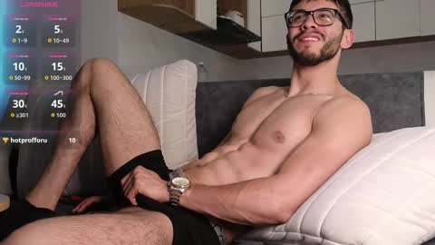 phantom_bigger1 online show from December 5, 2:48 pm