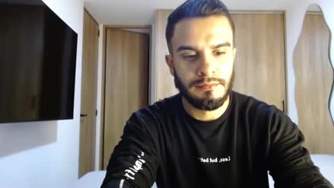 philipdj1 online show from March 28, 1:07 am