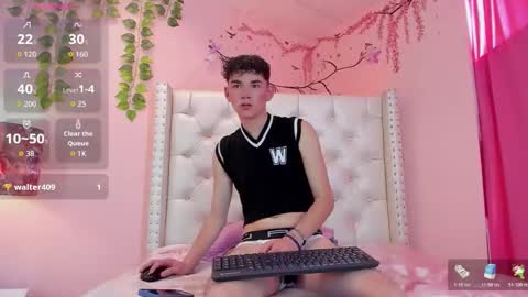 PHILLIP online show from February 3, 9:08 pm