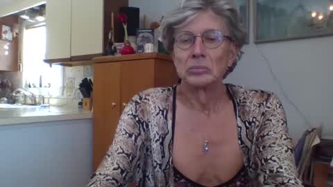 phillipa online show from February 21, 4:37 pm