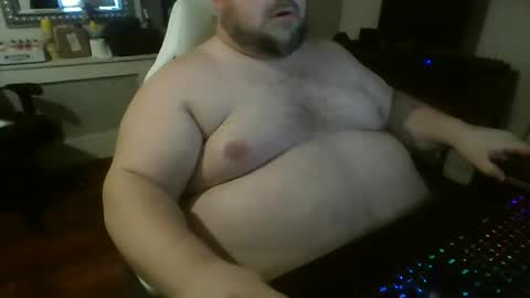 phillybear83 online show from November 10, 6:05 am