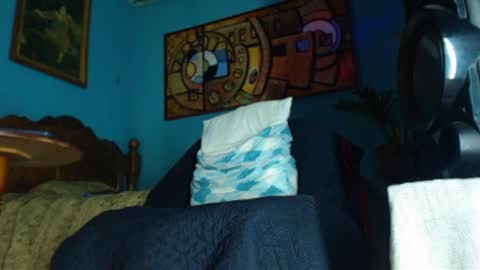 Snapshot of phlilloyhighclouds chatting on February 26, 9:42 pm phlilloyhighclouds online show from February 26, 9:42 pm
