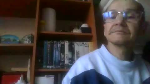 pichoun71 online show from December 8, 7:37 am