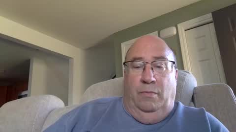 Snapshot of pickme11113 chatting on October 28, 5:25 pm pickme11113 online show from October 28, 5:25 pm