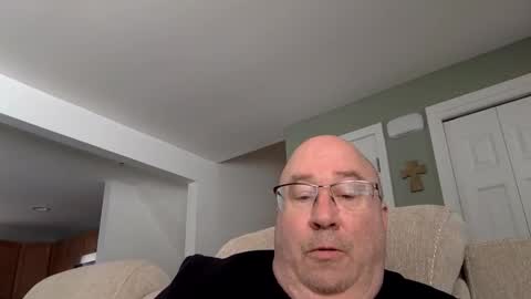 Snapshot of pickme11113 chatting on March 4, 7:01 pm pickme11113 online show from March 4, 7:01 pm