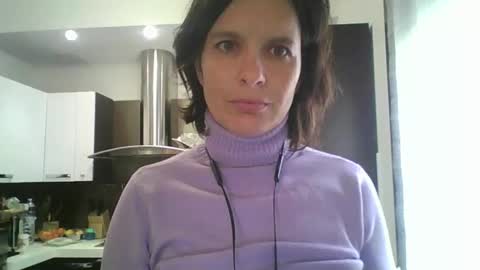 PIEDINIECOLLANT online show from November 25, 11:42 am