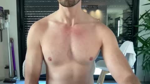 pierre81000 online show from February 7, 4:10 pm