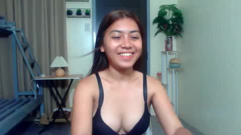 pinay_aangel online show from June 2, 7:32 am