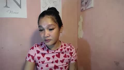 CUTE NIXIE online show from January 6, 2:26 am