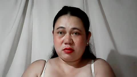 pinaymama12345 online show from June 12, 10:20 pm