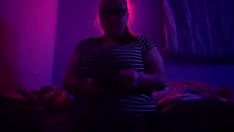 pincheguera online show from September 22, 9:46 am