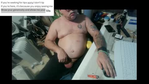 pini_z online show from January 19, 8:19 pm