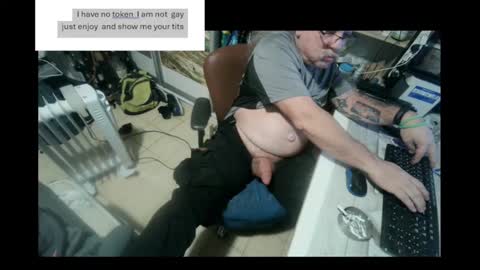 pini_z online show from December 23, 3:00 pm