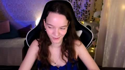 Stephanie online show from March 7, 4:40 pm