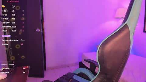 KELLY  online show from November 7, 2:03 am