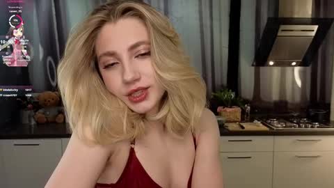 Snapshot of pinkadele chatting on February 14, 1:08 pm Adele online show from February 14, 1:08 pm