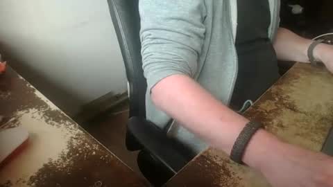 101xXx101 online show from October 22, 1:24 pm