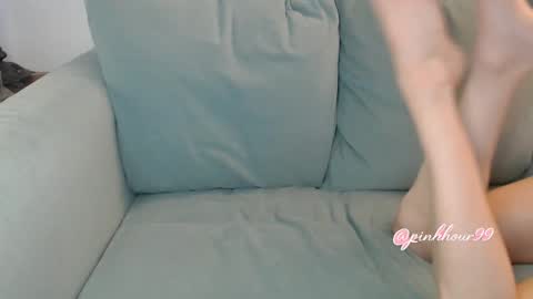 pinkhour99 online show from March 11, 1:25 pm