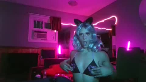 pinkpillbambi online show from January 14, 1:57 am