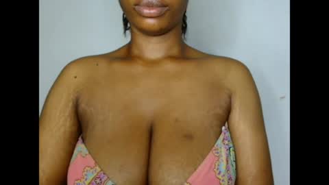 pinkxsugar online show from July 20, 6:05 am