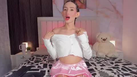 Peachy online show from November 8, 3:53 am