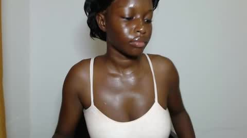 pinkykiki_247 online show from March 27, 5:25 pm