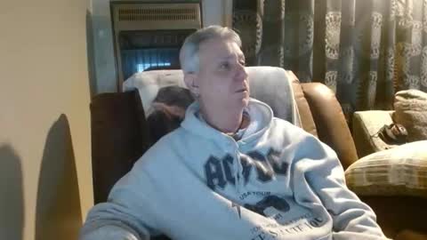 pirate334 online show from February 8, 2:04 am