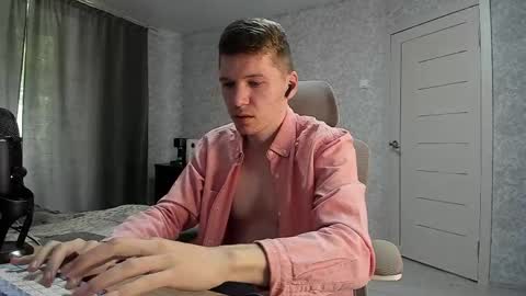 Pierre online show from May 10, 7:37 am