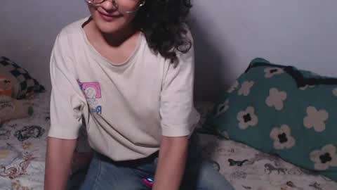 PiscisDreams online show from April 6, 9:27 pm