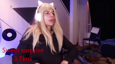 Dani online show from December 19, 3:46 am