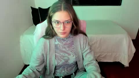 pixie online show from May 29, 12:41 am