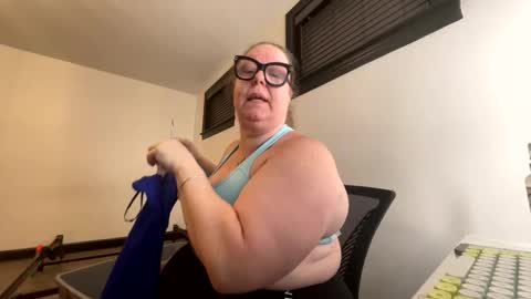 Platinum Puzzy online show from December 6, 11:30 pm