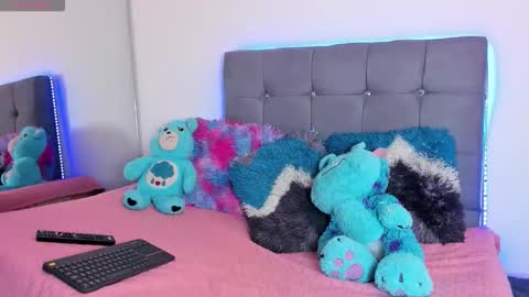 playboy_bunnyy online show from September 25, 6:15 pm