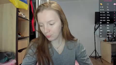 Snapshot of playful_mary chatting on October 22, 9:12 am Masha online show from October 22, 9:12 am
