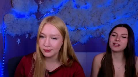 Sophie online show from March 31, 7:14 pm