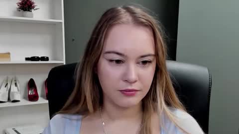 Valeria online show from January 17, 7:40 am