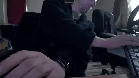 Hello ask me  . Im glad  to see you here in my room. Welcome PVT is open online show from November 30, 9:38 am