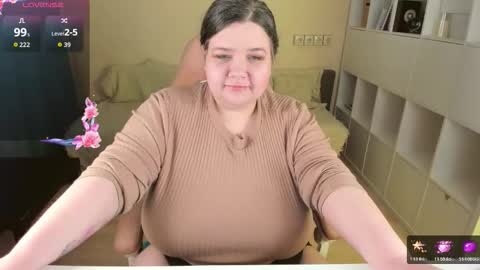 Snapshot of plum_pie__ chatting on October 31, 10:54 pm Alice online show from October 31, 10:54 pm