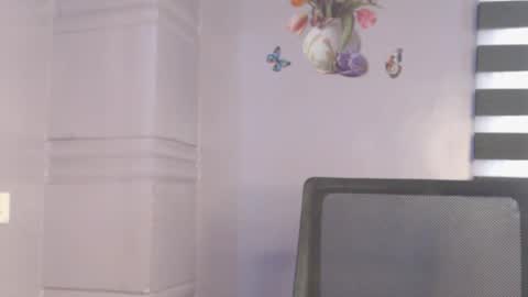 tinah online show from February 6, 7:24 am