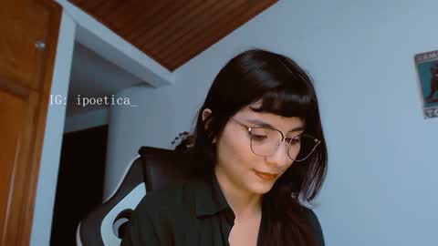 IG ipoetica  online show from January 30, 3:19 pm