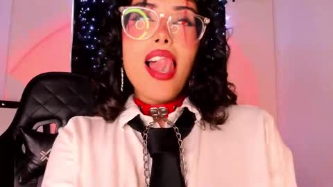 Snapshot of poison_willow chatting on March 1, 5:49 pm Willow Hours 12pm to 630pm Colombian time FRIDAY AND SUNDAY FREE DAYS online show from March 1, 5:49 pm