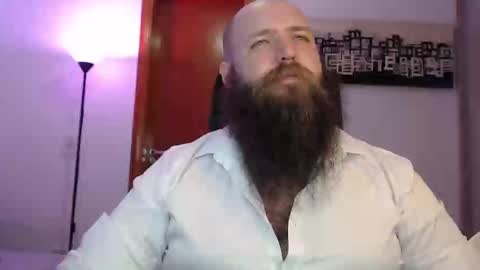 Bear online show from March 7, 2:15 am