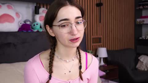 Polly online show from February 10, 7:55 am